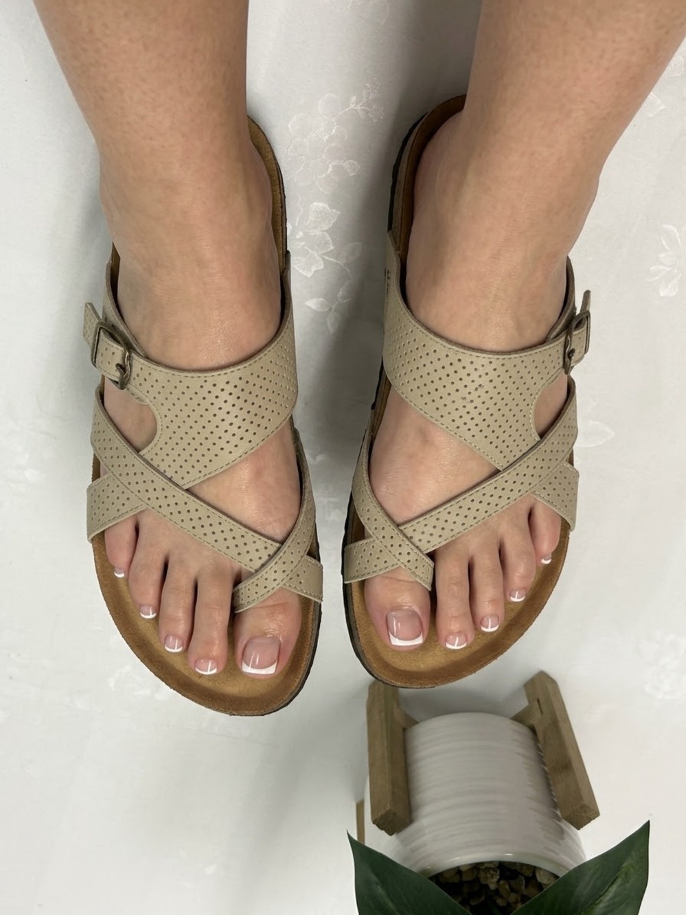 Women's Beige Crisscross Buckle Sandals
